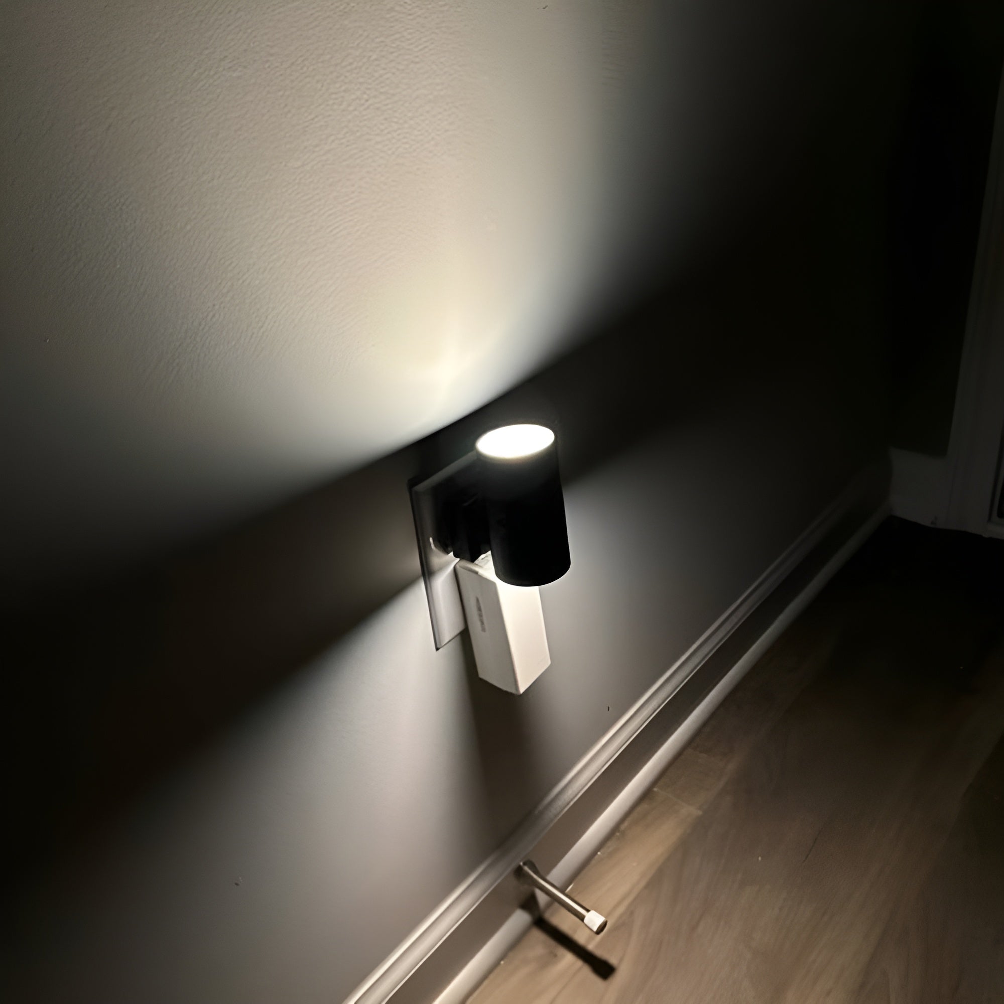 LED Steckdosen Nachtlicht – Dimmbar