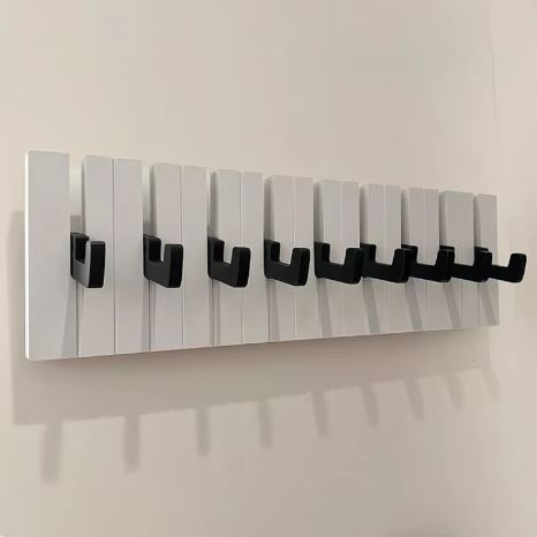 PianoRack Wandgarderobe Im Klavierdesign
