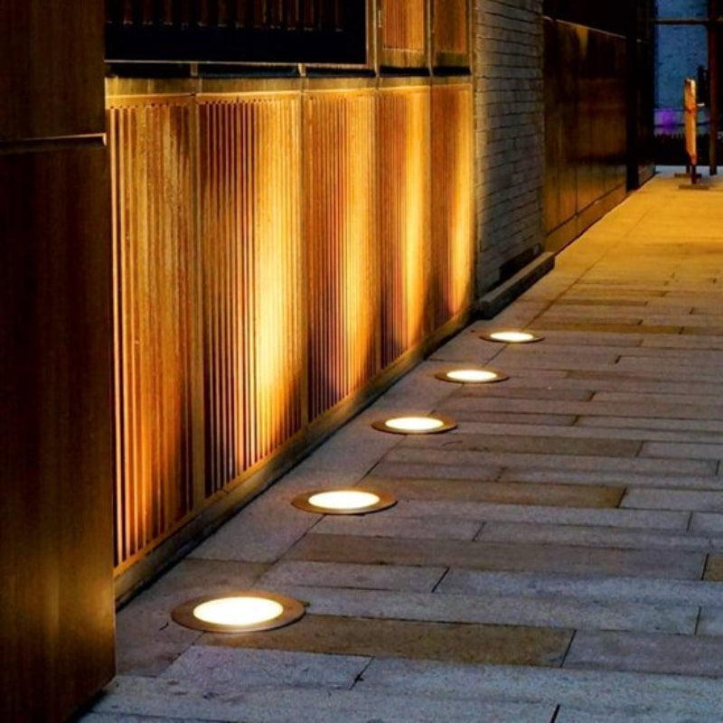 LEDSolar – LED Solarleuchten für Garten und Rasen, 4er Set