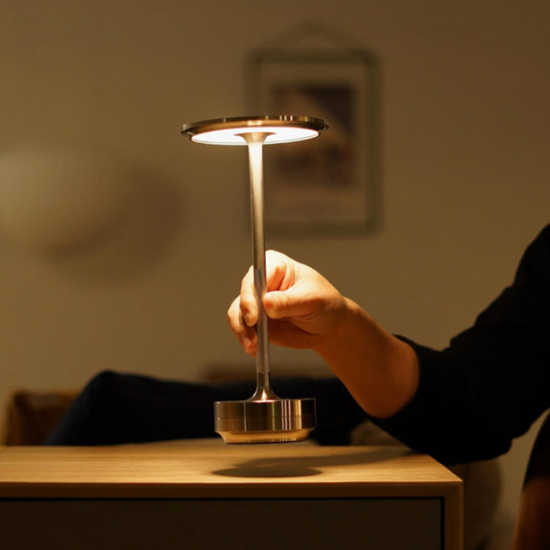 LuxeLamp – Touch-Nachttischlampe mit drei Lichtfarben