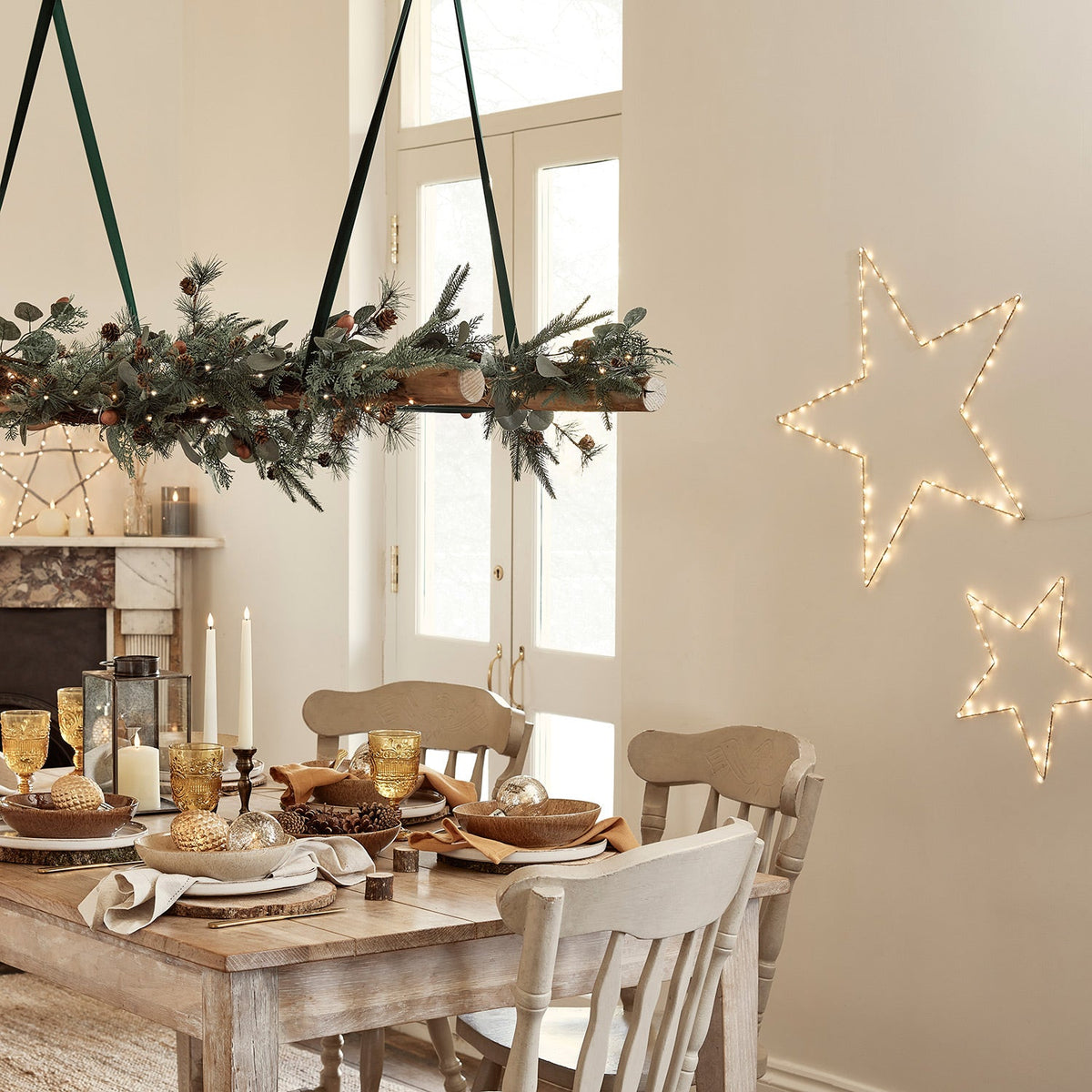 Weihnachtsgirlande Eichel und Tannenzapfen beleuchtet – 1,5 m