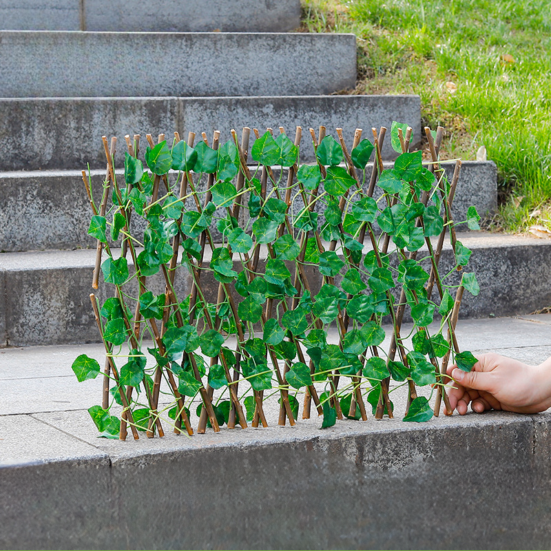 DecorativeFence – Ausziehbarer Sichtschutz-Dekorzaun, Kunstpflanze