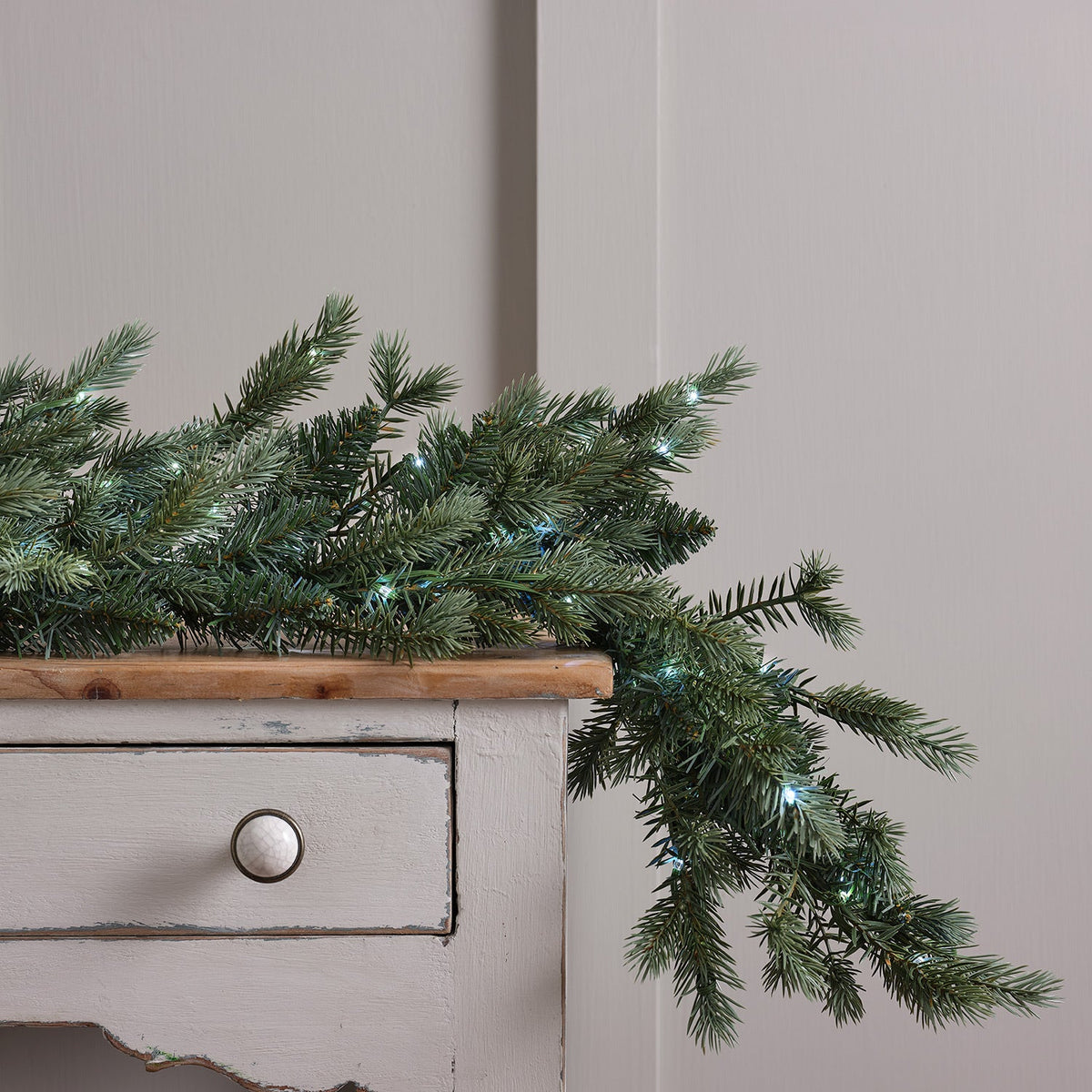 LED Weihnachtsgirlande Bicolor – Tannenzweige 1,5m