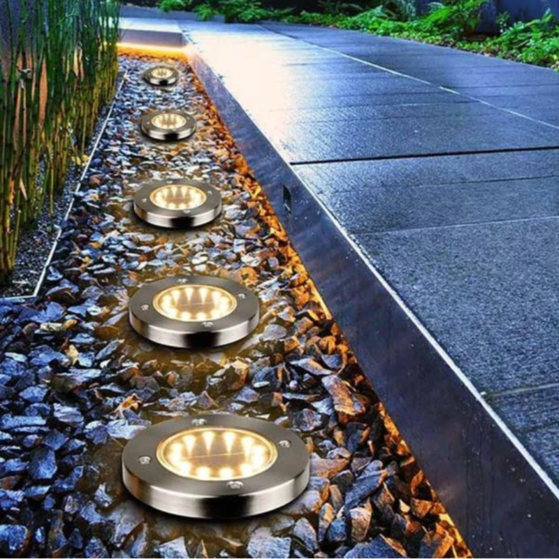 LEDSolar – LED Solarleuchten für Garten und Rasen, 4er Set