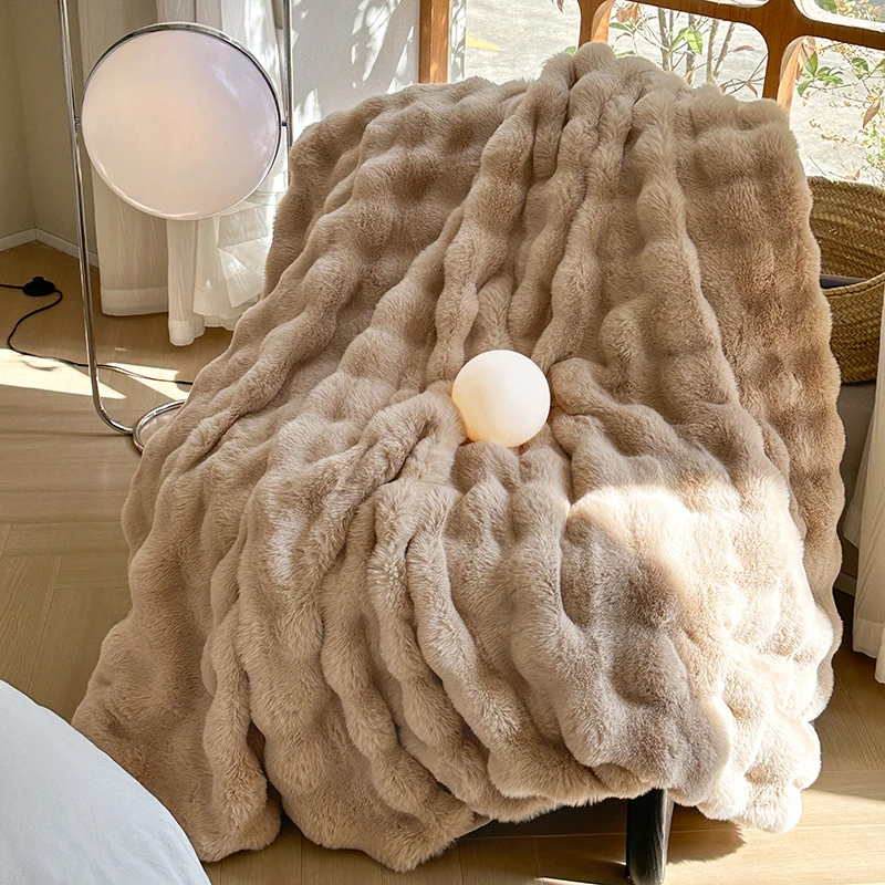 Kuscheldecke Extra Dick – Flauschige Plüschdecke & Warme Winterdecke für Sofa und Bett