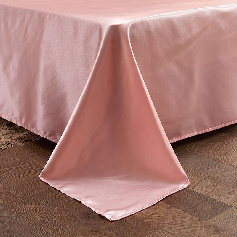 SatinSheet – Glänzendes Satin-Bettwäsche-Set