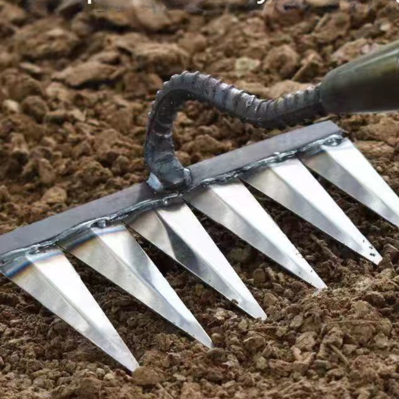 GardenRake scharfe Zinken für einfaches Eindringen in den Boden