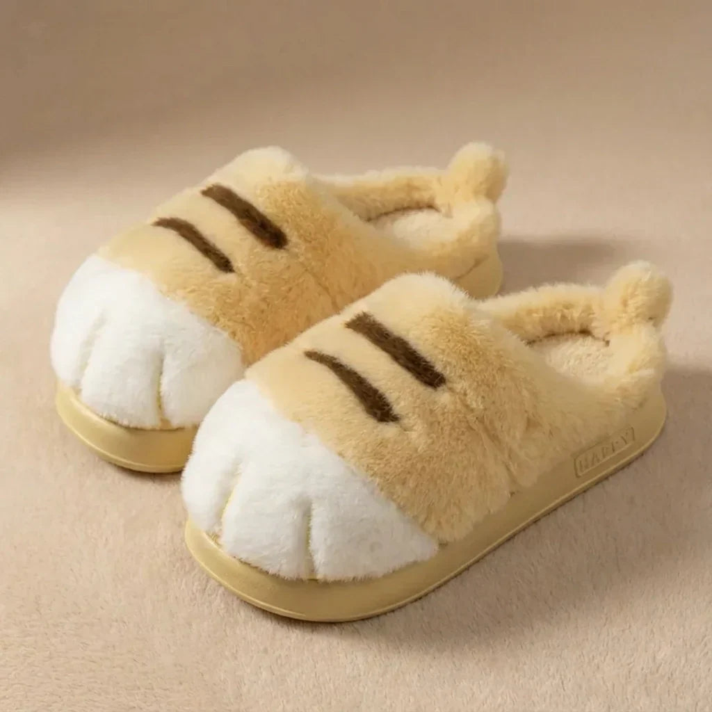 Happy PawSlippers Nahaufnahme Katzenpfoten Design
