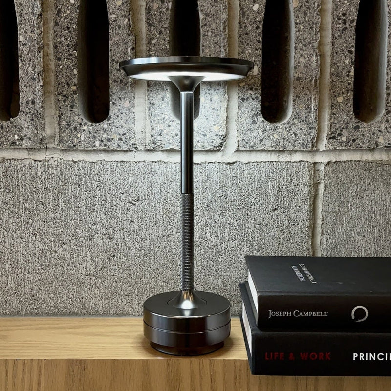 LuxeLamp – Touch-Nachttischlampe mit drei Lichtfarben