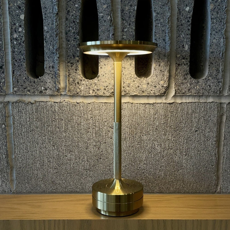 LuxeLamp – Touch-Nachttischlampe mit drei Lichtfarben
