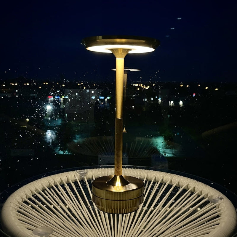LuxeLamp – Touch-Nachttischlampe mit drei Lichtfarben