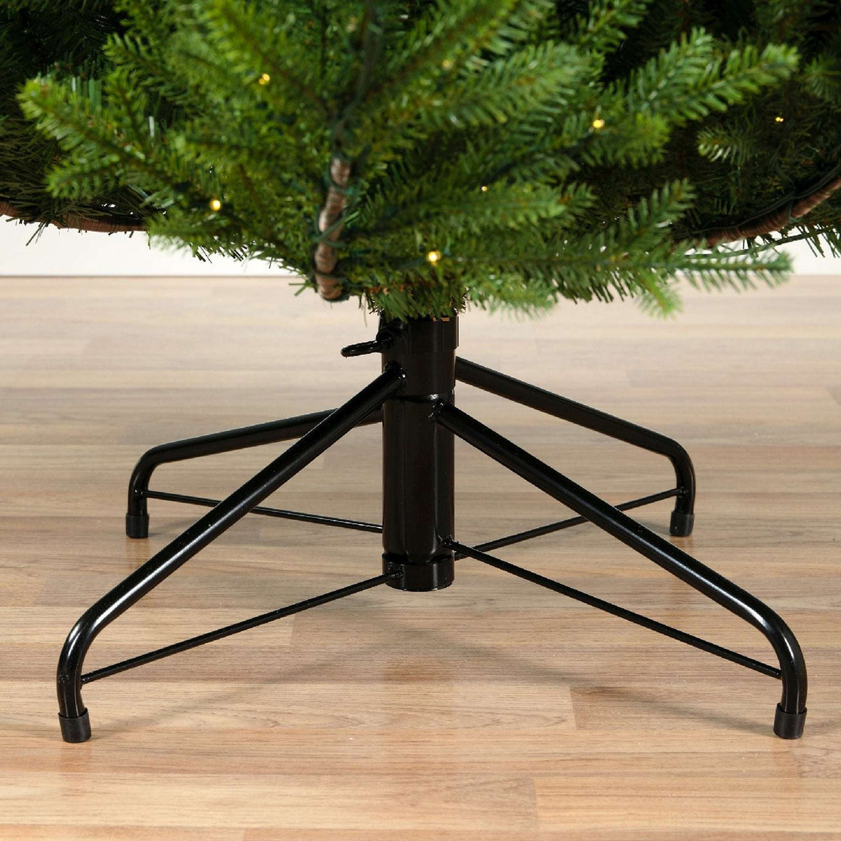 Premium Norway Tanne mit warmweißer Beleuchtung – 180 cm