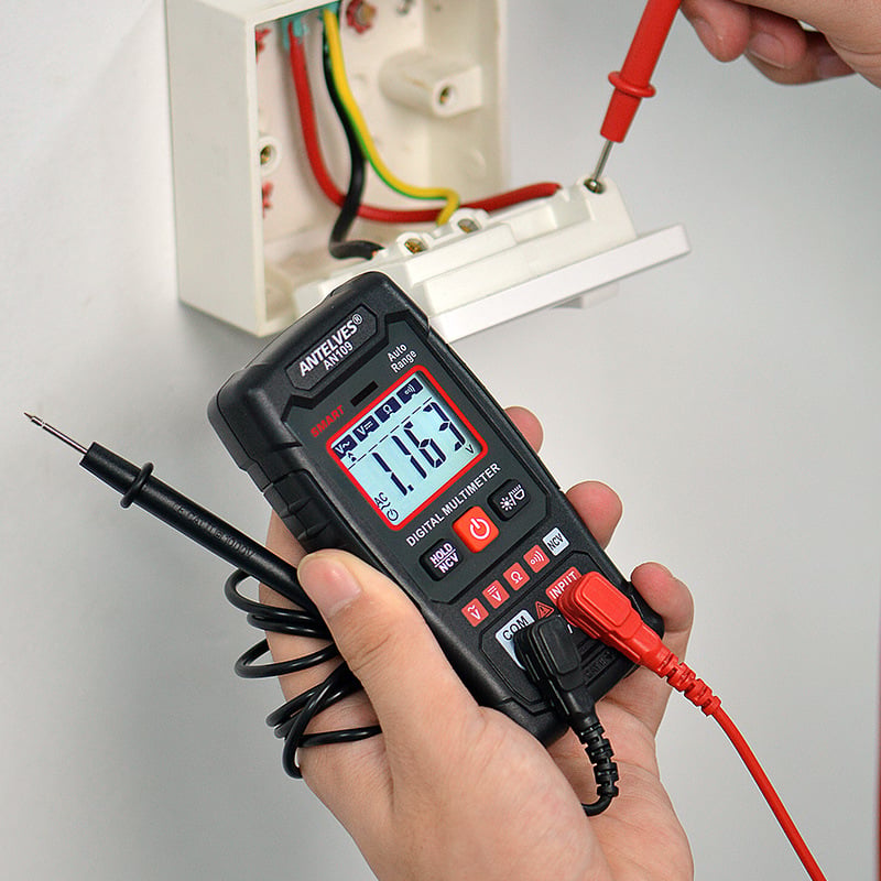 VoltageMultimeter – Digitalmultimeter für Spannung und Frequenz