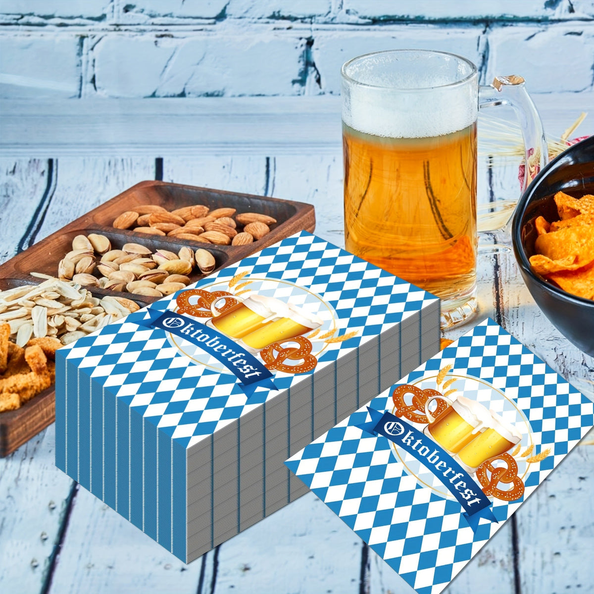 Oktoberfest Servietten Papier, Bayerisches Rautenmuster 120 Stück