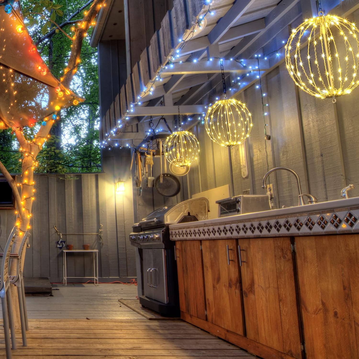 ChristmasBall – LED-Weihnachtskugeln für den Außenbereich