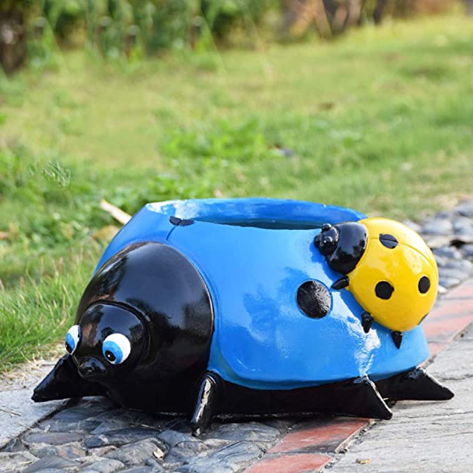 LadybugPot – Bunter Blumentopf mit Drainagesystem
