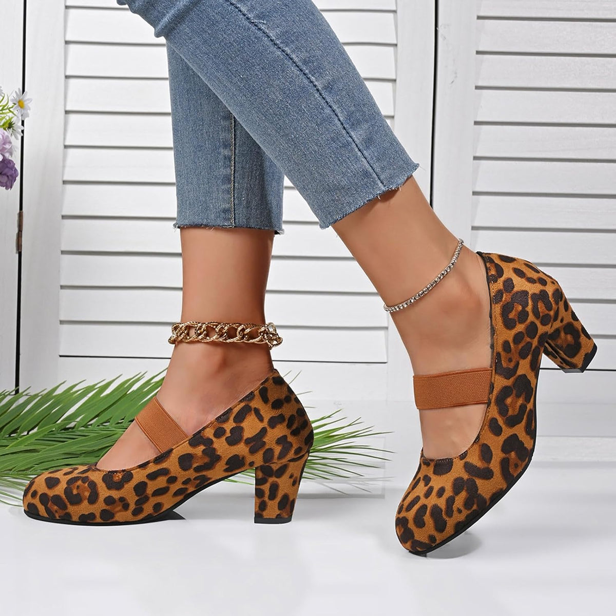 Trachtenschuhe Damen Oktoberfest, Samt Pumps mit Elastikriemen