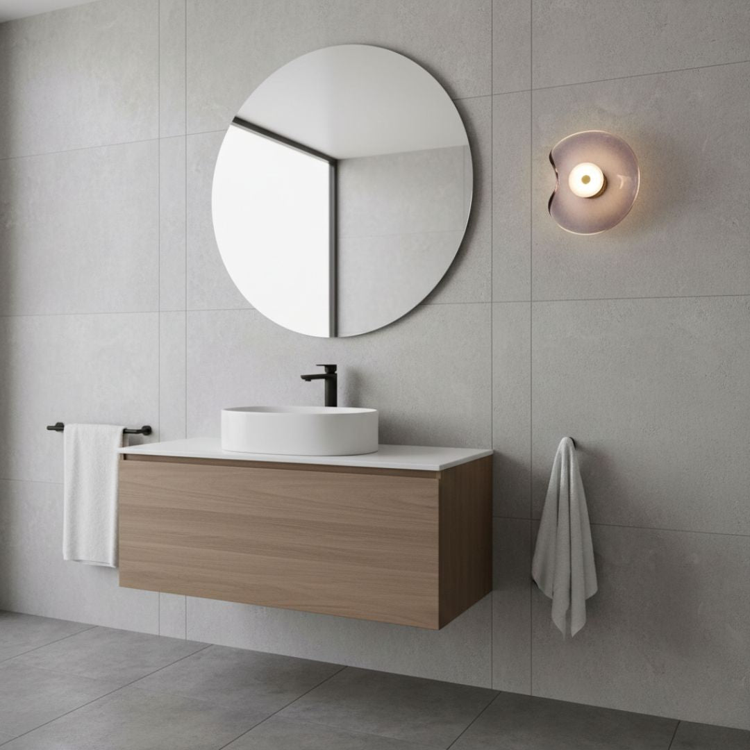 Glas-Wandleuchte LED ausgeschaltet Formdetail