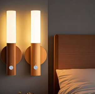 LED Nachtlicht im Holzdesign mit Bewegungssensor