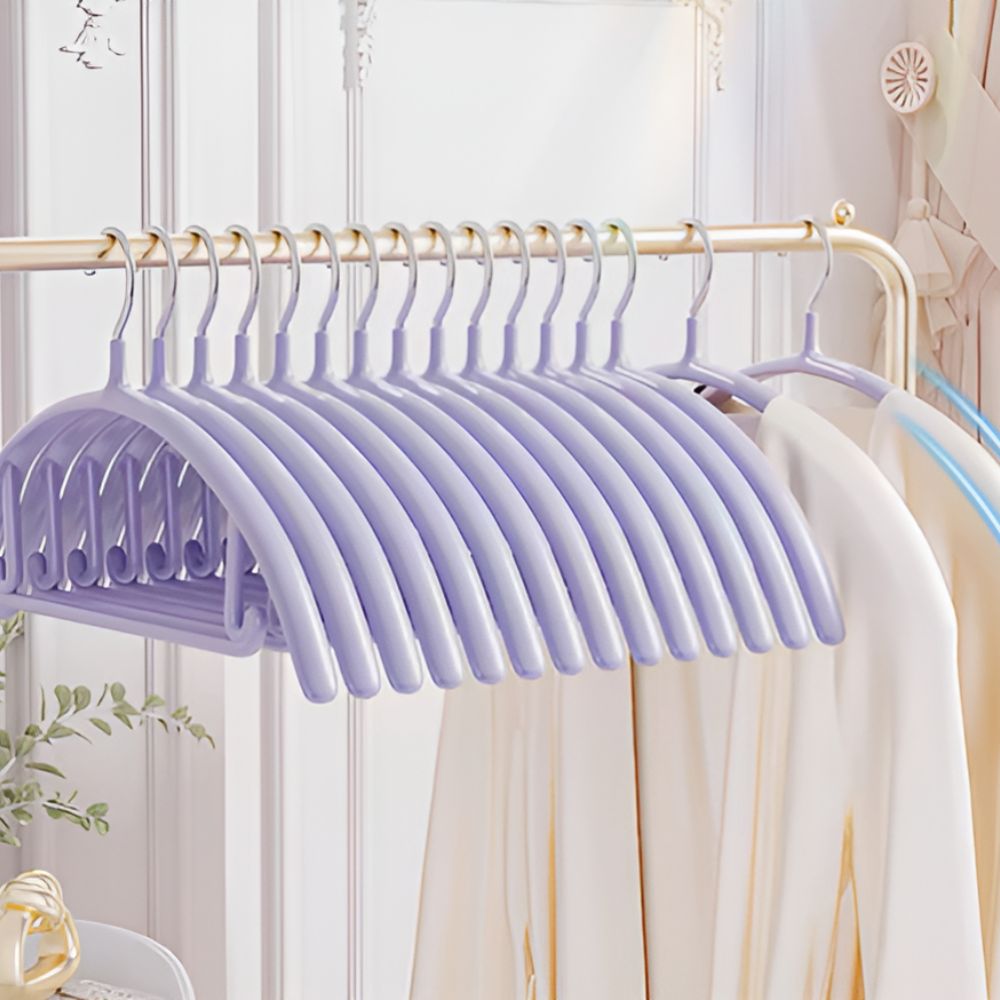 Gleide Kleiderbügel Farbe Blush an Kleidungsstück