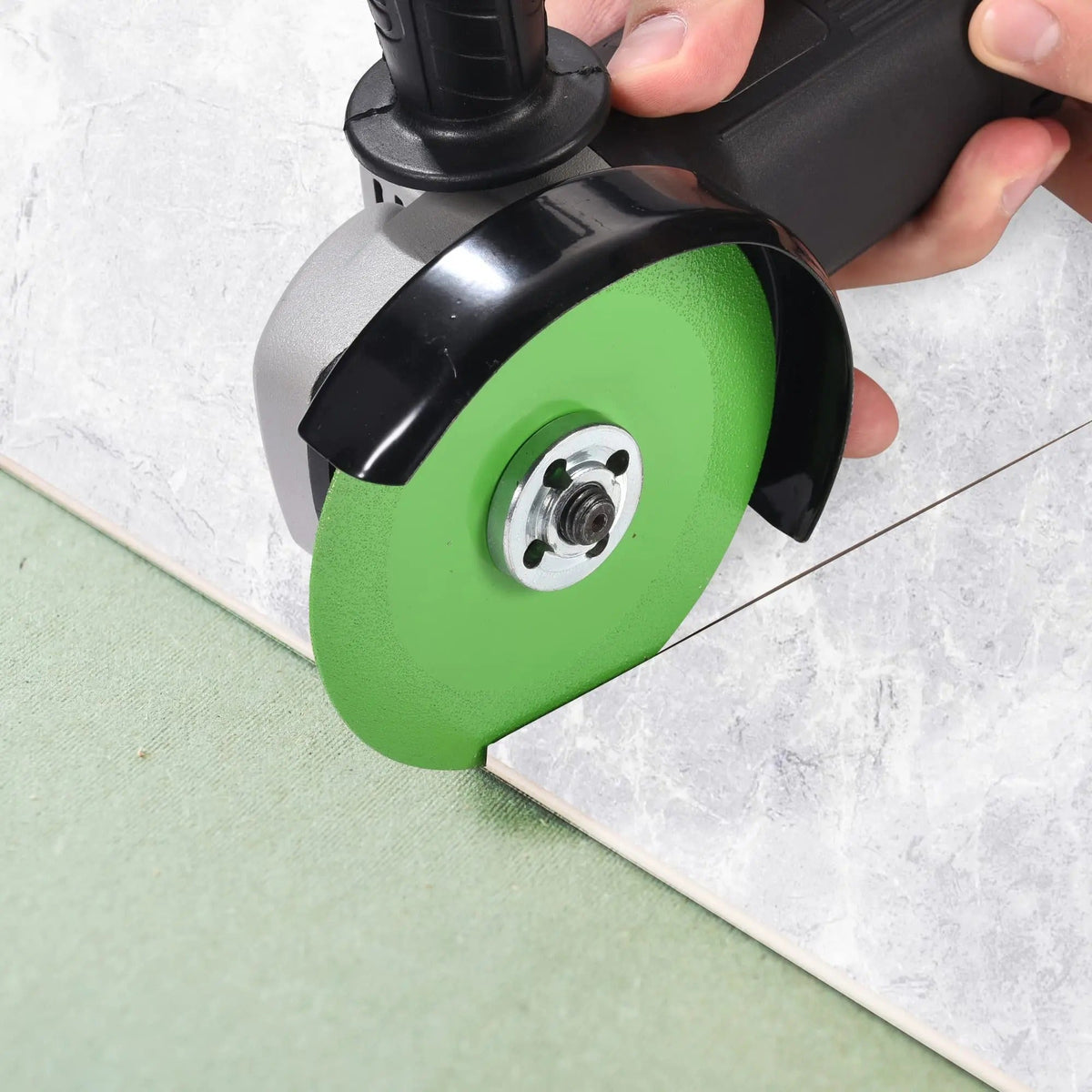 CuttingDisc Anwendung an Glas