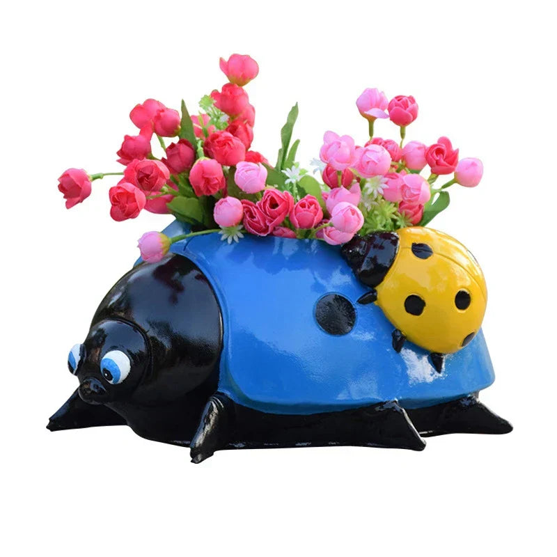 LadybugPot – Bunter Blumentopf mit Drainagesystem