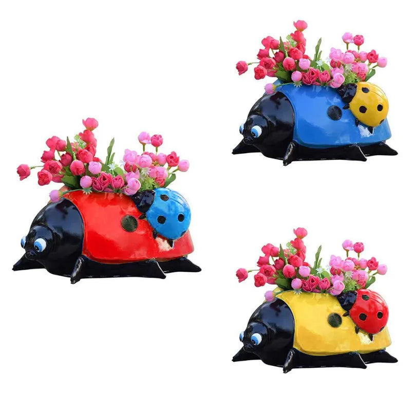 LadybugPot – Bunter Blumentopf mit Drainagesystem