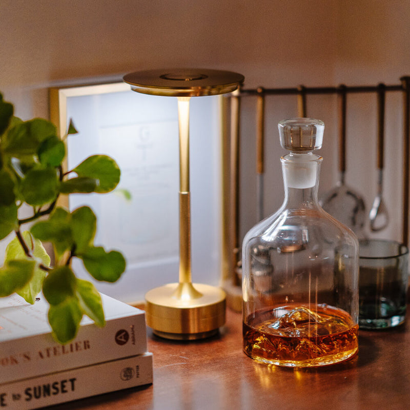 LuxeLamp – Touch-Nachttischlampe mit drei Lichtfarben