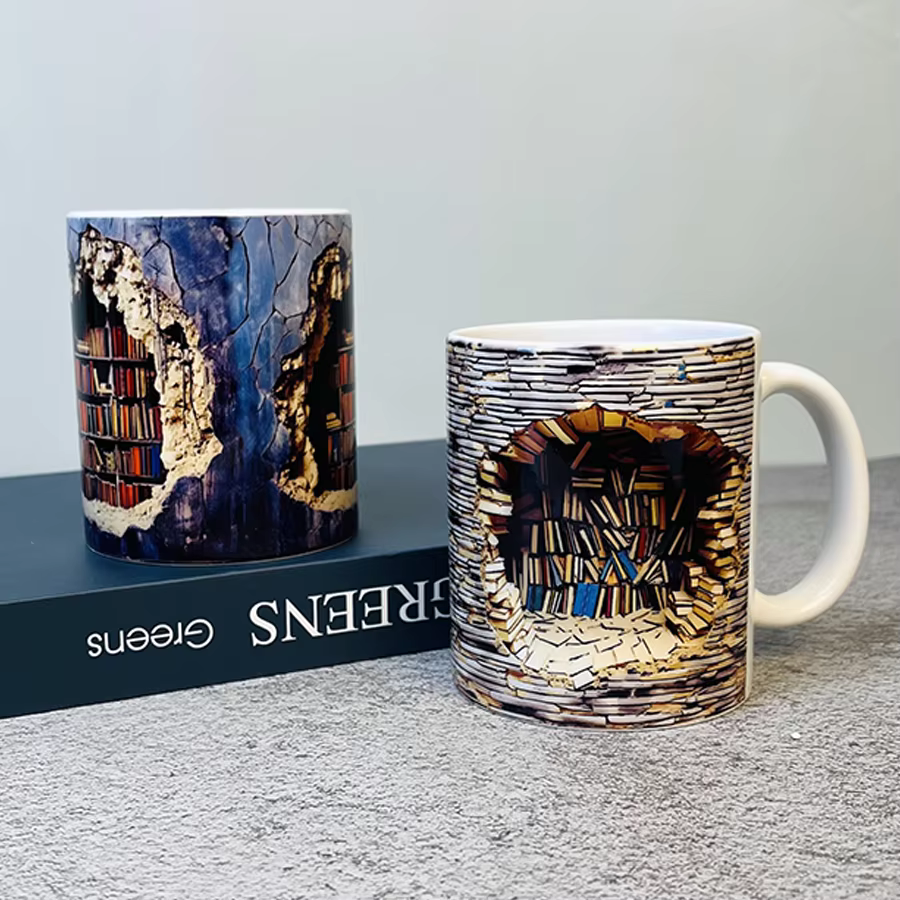 LibraryMug 3D-Bücherstapel-Kaffeetasse