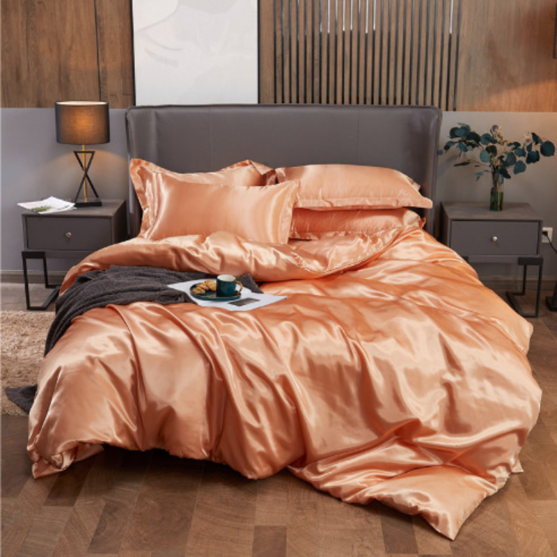 SatinSheet – Glänzendes Satin-Bettwäsche-Set