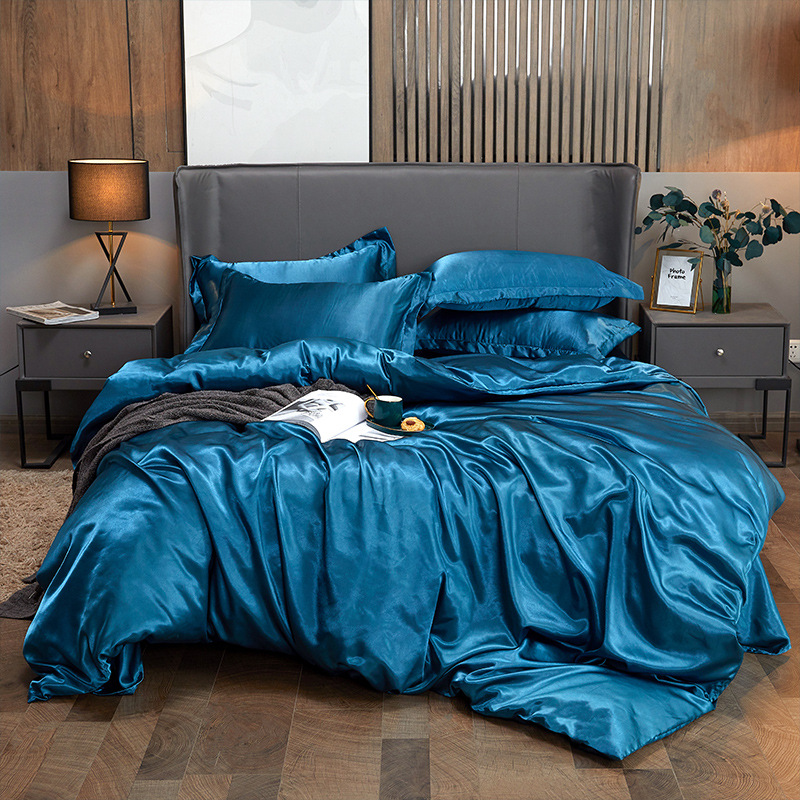 SatinSheet – Glänzendes Satin-Bettwäsche-Set