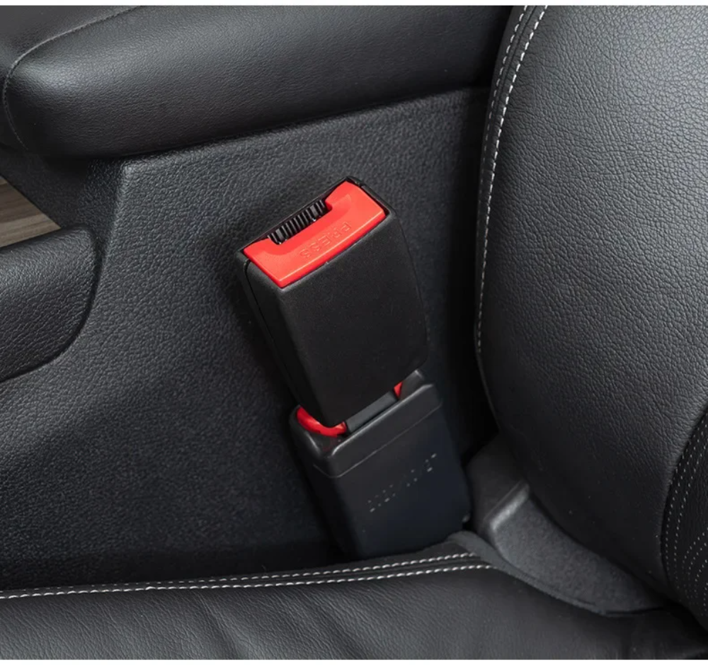 SeatBeltPro montiert im Auto