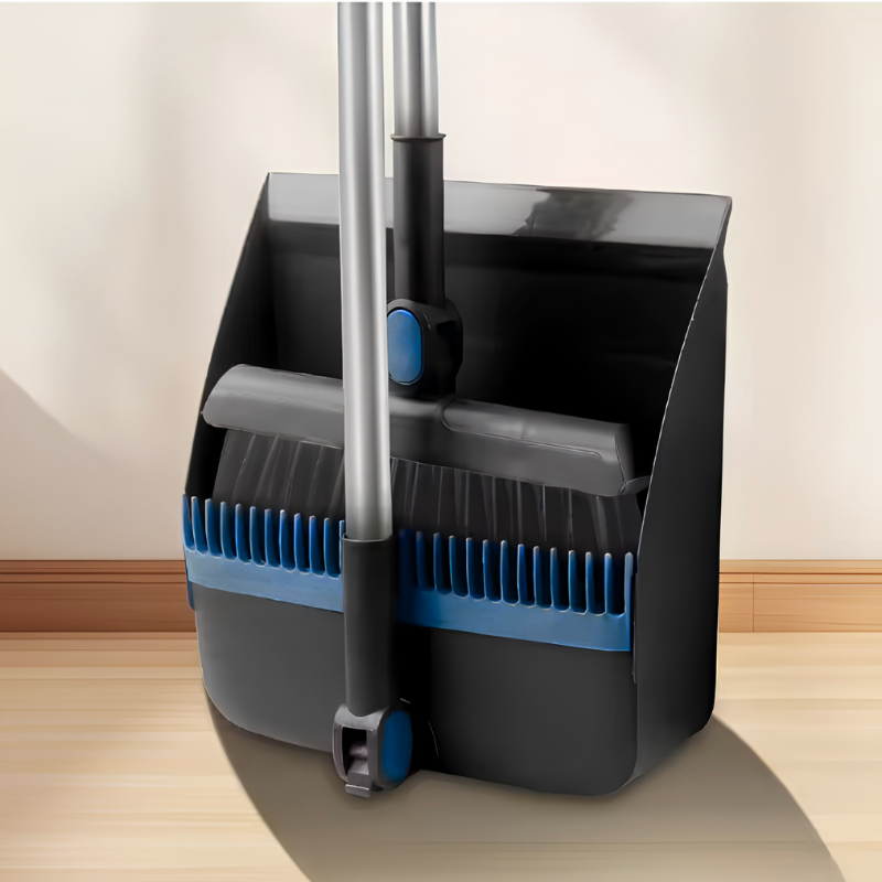 FlexibleBroom Kehrset in Schwarz, freistehend
