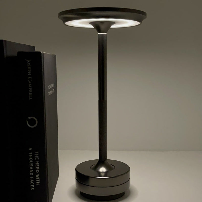 LuxeLamp – Touch-Nachttischlampe mit drei Lichtfarben