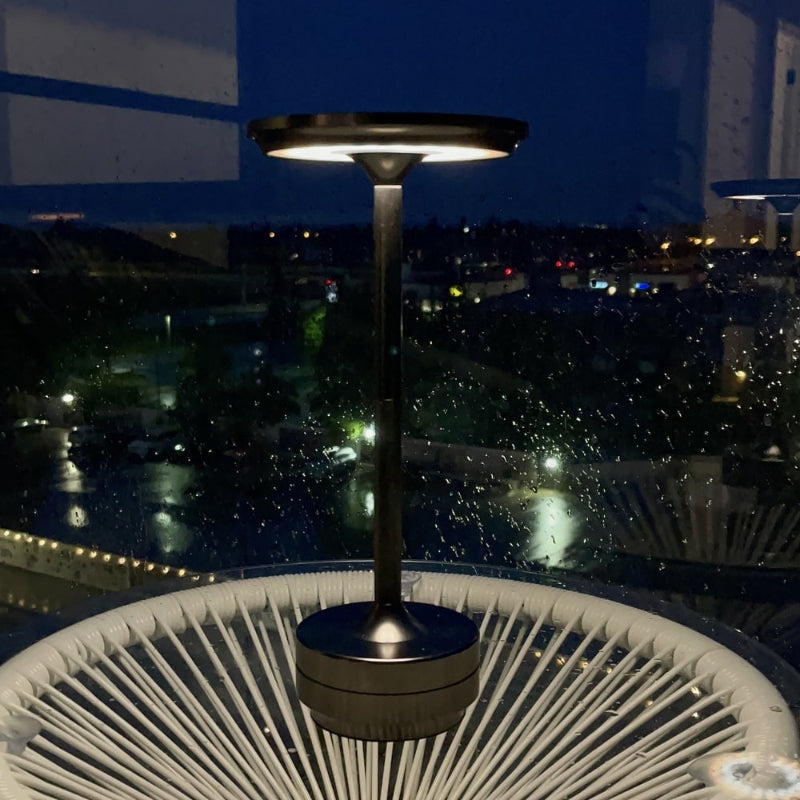 LuxeLamp – Touch-Nachttischlampe mit drei Lichtfarben